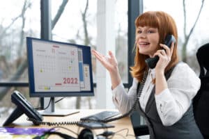 40 virtual assistant tasks woman in a call